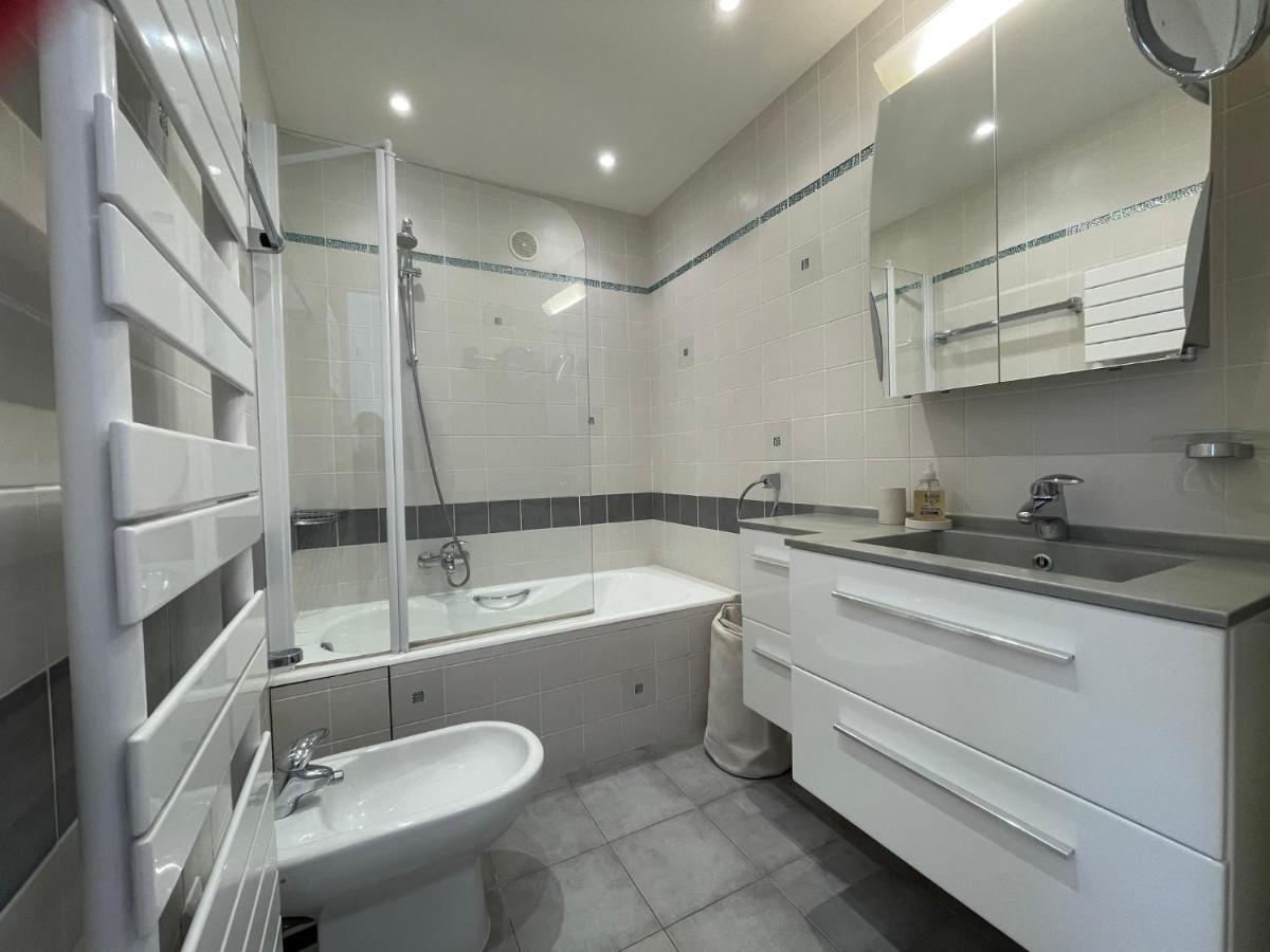 C012-Appartement Confortable Avec Piscine, Tennis Et Grand Parc カンヌ エクステリア 写真